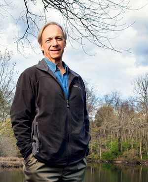 investment banker Ray Dalio meditates TM