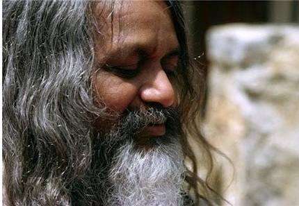 Trancendental Meditation technique in photos and pictures - Maharishi Mahesh Yogi_2